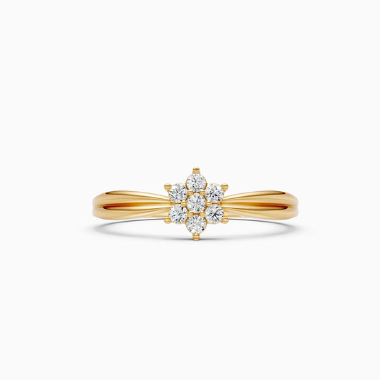 Diamond Floral Cluster Ring with Ridged Shoulder Band