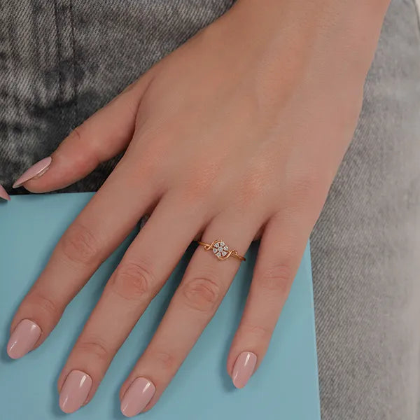 Floral Diamond Swirl Ring