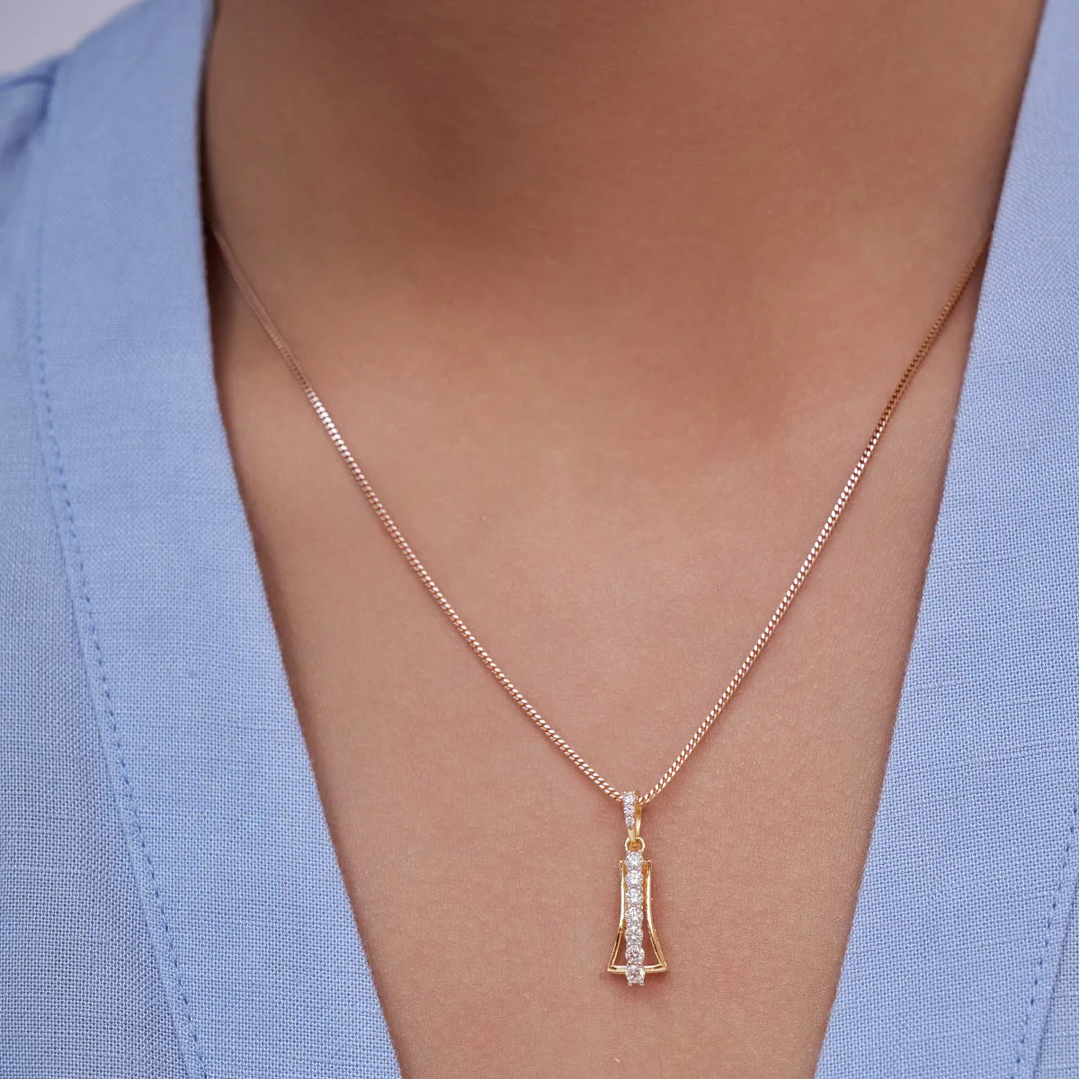 Curve Frame Pendant