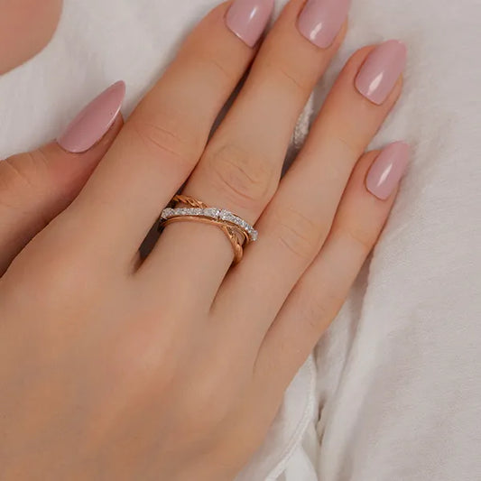 Divina Twist Lab Grown Diamond Ring