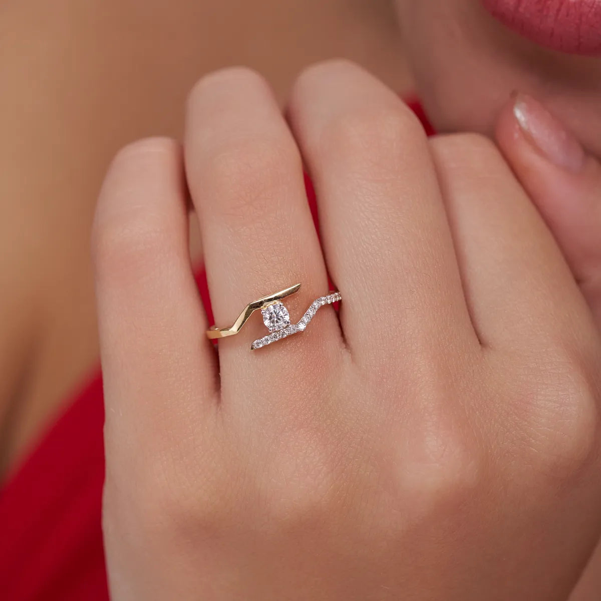 Open Curve Solitaire Ring