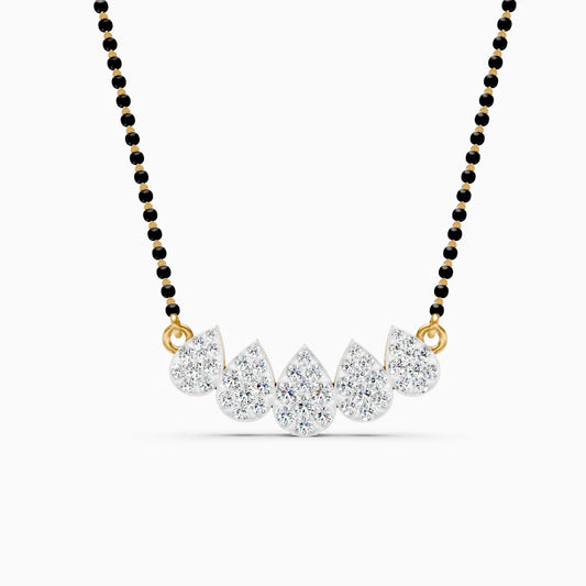 Brilliant Curve of Pear in Round-cut Lab Diamond Mangalsutra