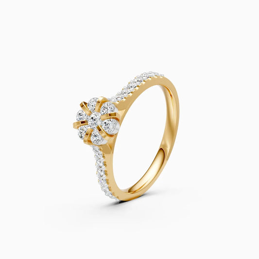 Center Blossom Mini Diamond Ring