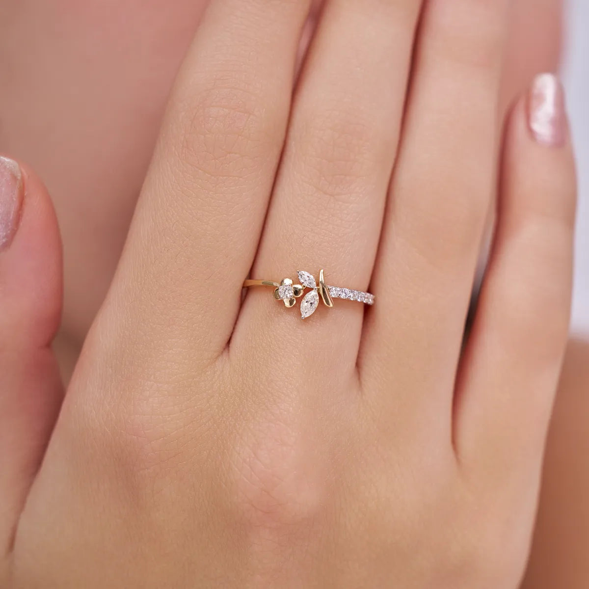 Floral Leaf Diamond Ring