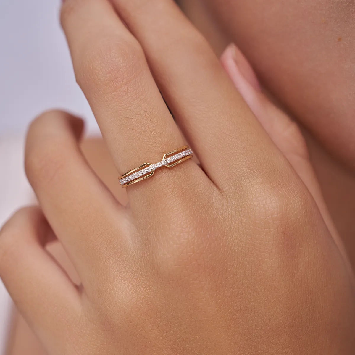Geometric Split Band Diamond Ring