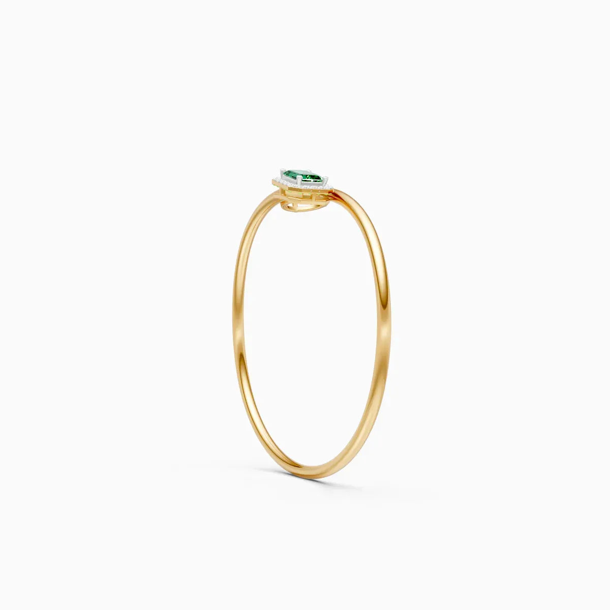 Elegant Emerald-Style Stone With Round Diamond Bracelet