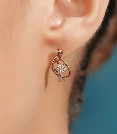 Leaves Cluster Round Diamond Stud Earrings