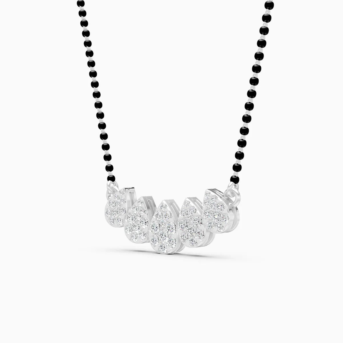 Brilliant Curve of Pear in Round-cut Lab Diamond Mangalsutra