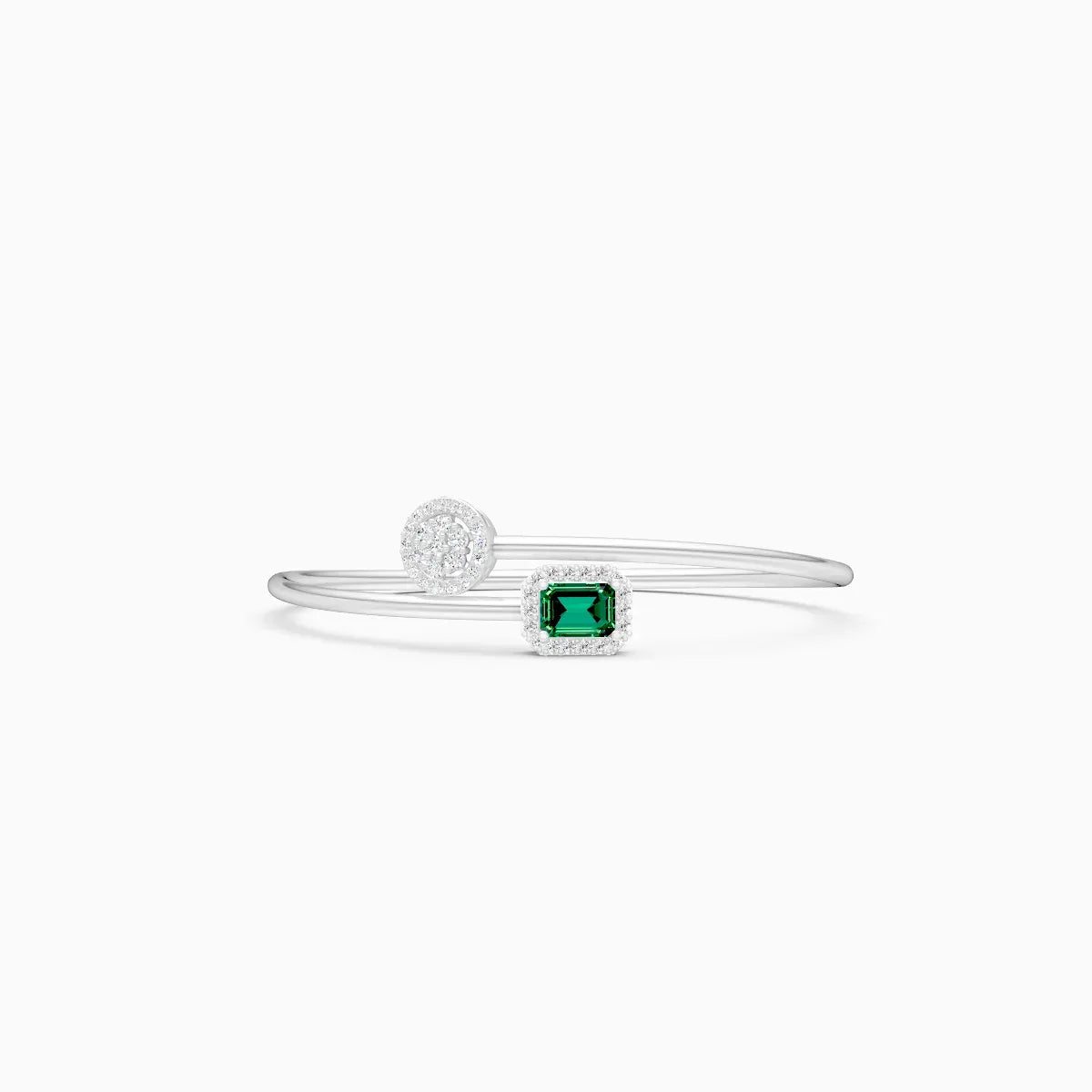 Elegant Emerald-Style Stone With Round Diamond Bracelet