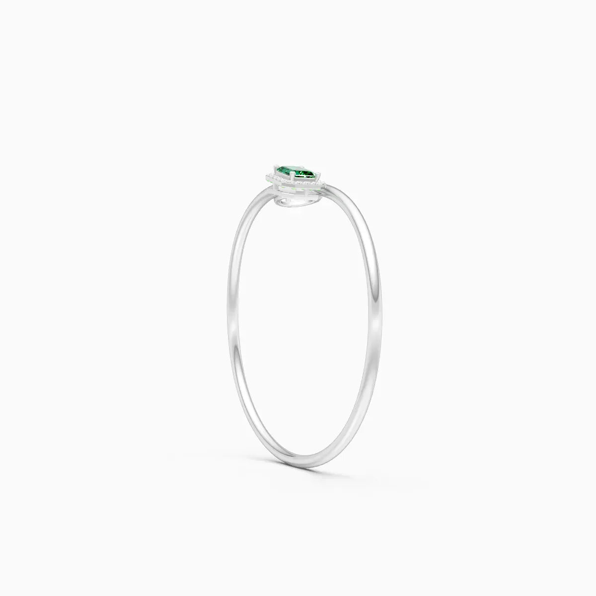Elegant Emerald-Style Stone With Round Diamond Bracelet