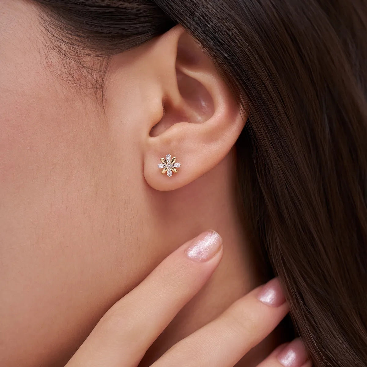 Petal Radiance Diamond Studs