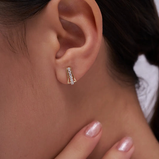 Diamond Curve Bar Studs